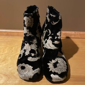 Sexy Italian ankle boots